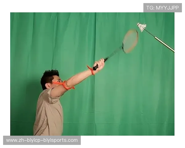 羽毛球头顶斜线吊球 羽毛球头顶斜线吊球